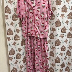 Women’s sanrio hello kitty christmas pj 2-piece set